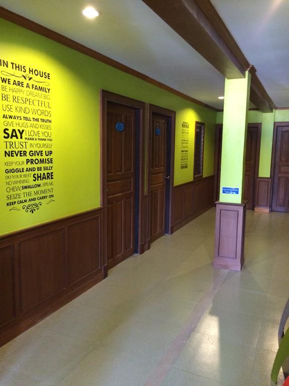 K2 Backpacker Hostel Khao Lak Værelse billede