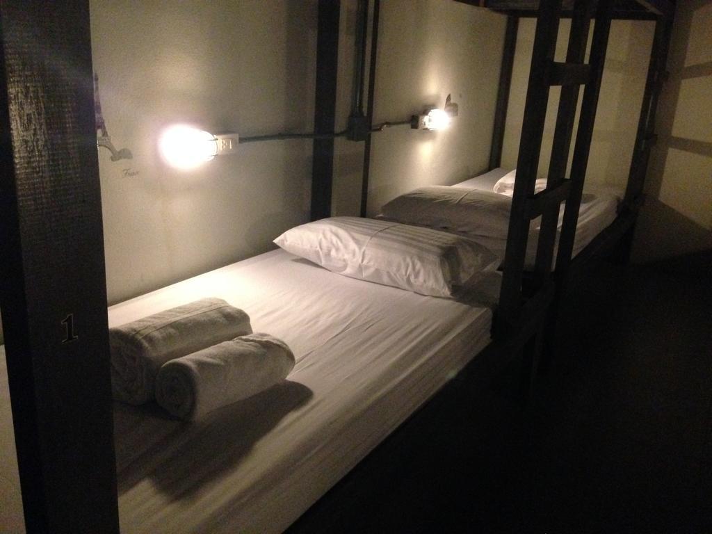 K2 Backpacker Hostel Khao Lak Værelse billede